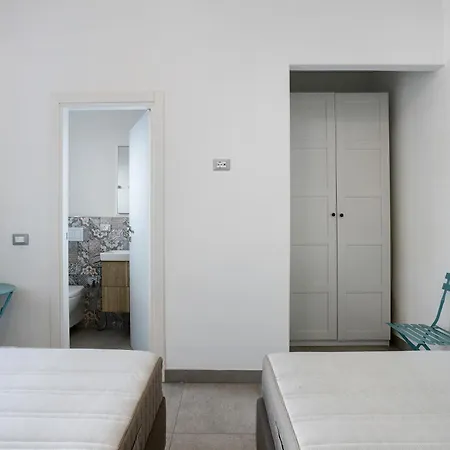 Casa A Due Passi Dal Mare * Марина-ди-Каррара